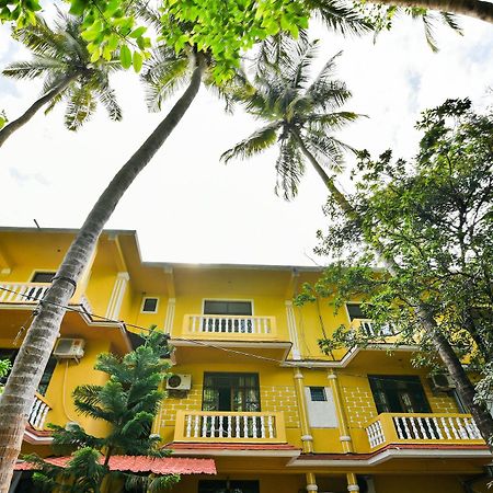 Oyo 17309 Maya'S Holiday House Calangute Eksteriør billede